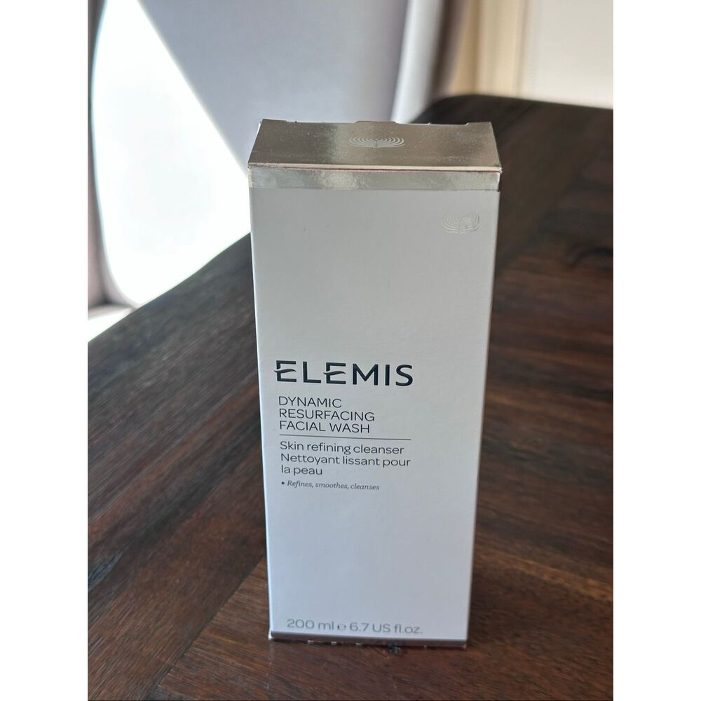 Elemis dynamic resurfacing face wash